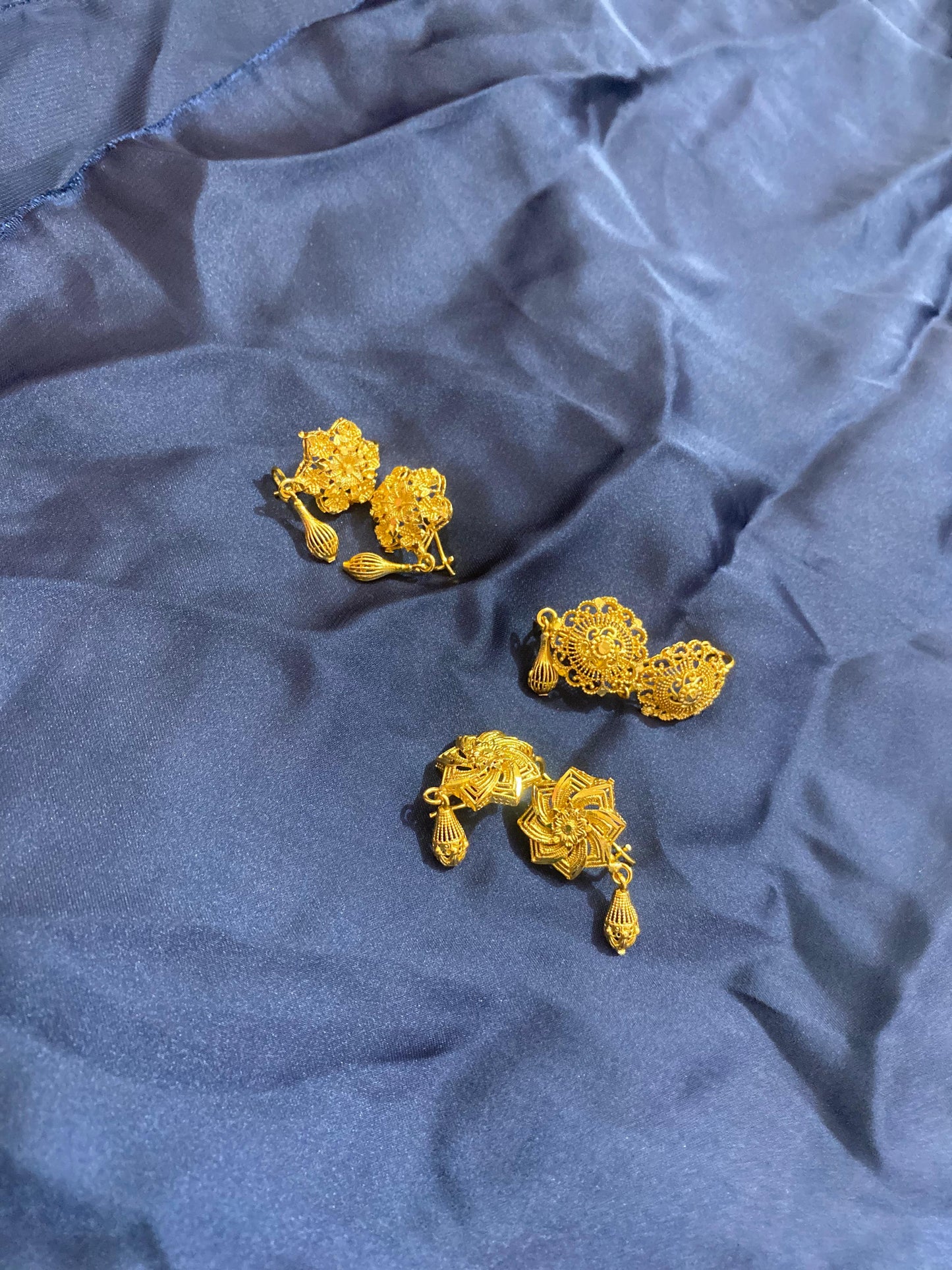 GOLDEN CASUAL EARRINGS
