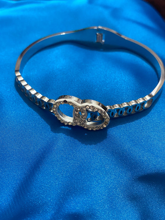 1 Piece Luxury Adjustable Kara silver and golden