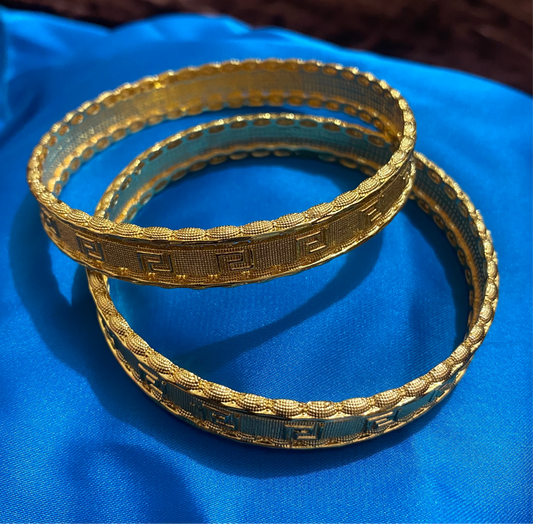 “Premium Artificial Gold Kara – Elegant Design”
