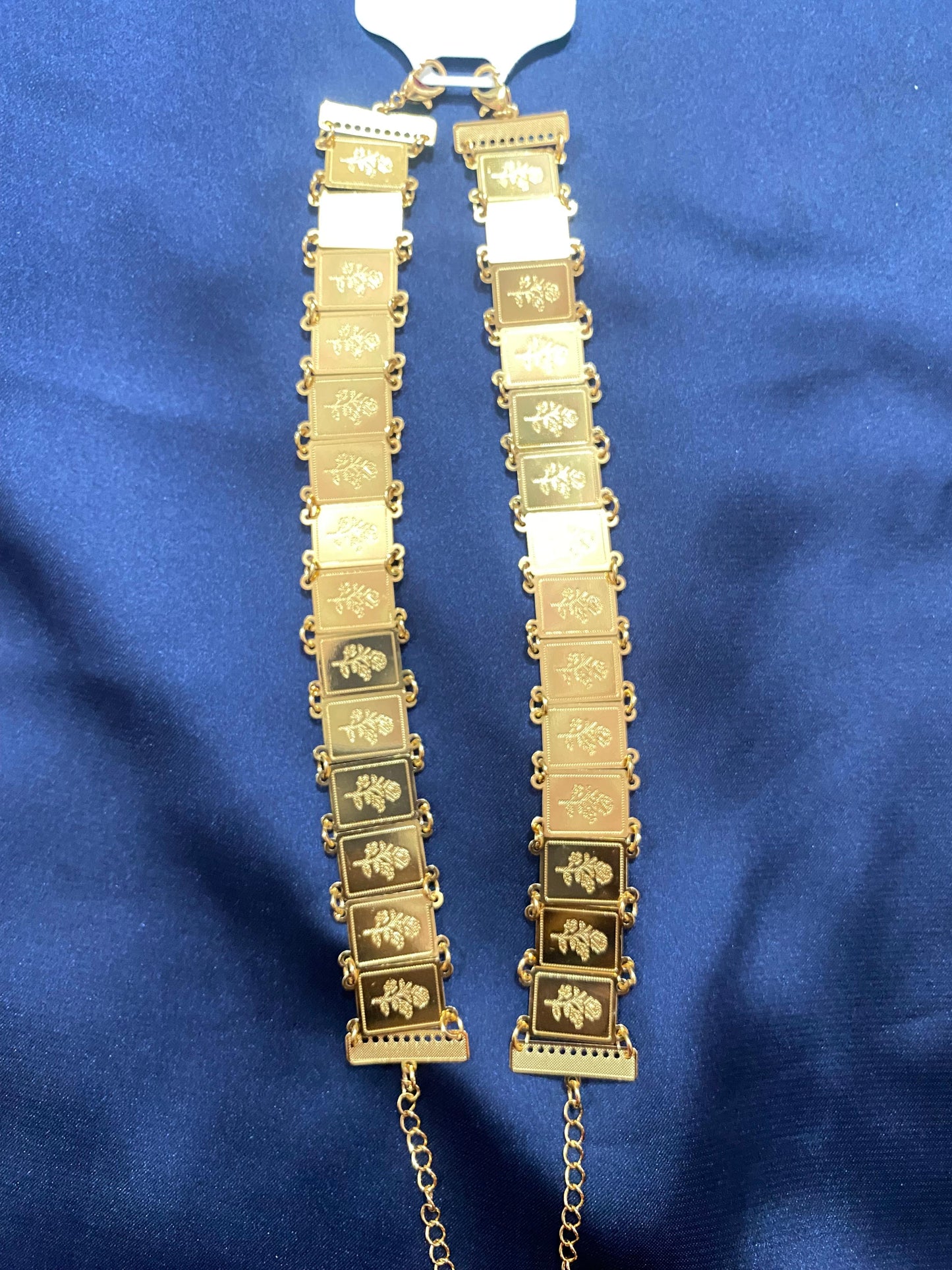 Gold bracelet with square links new design
