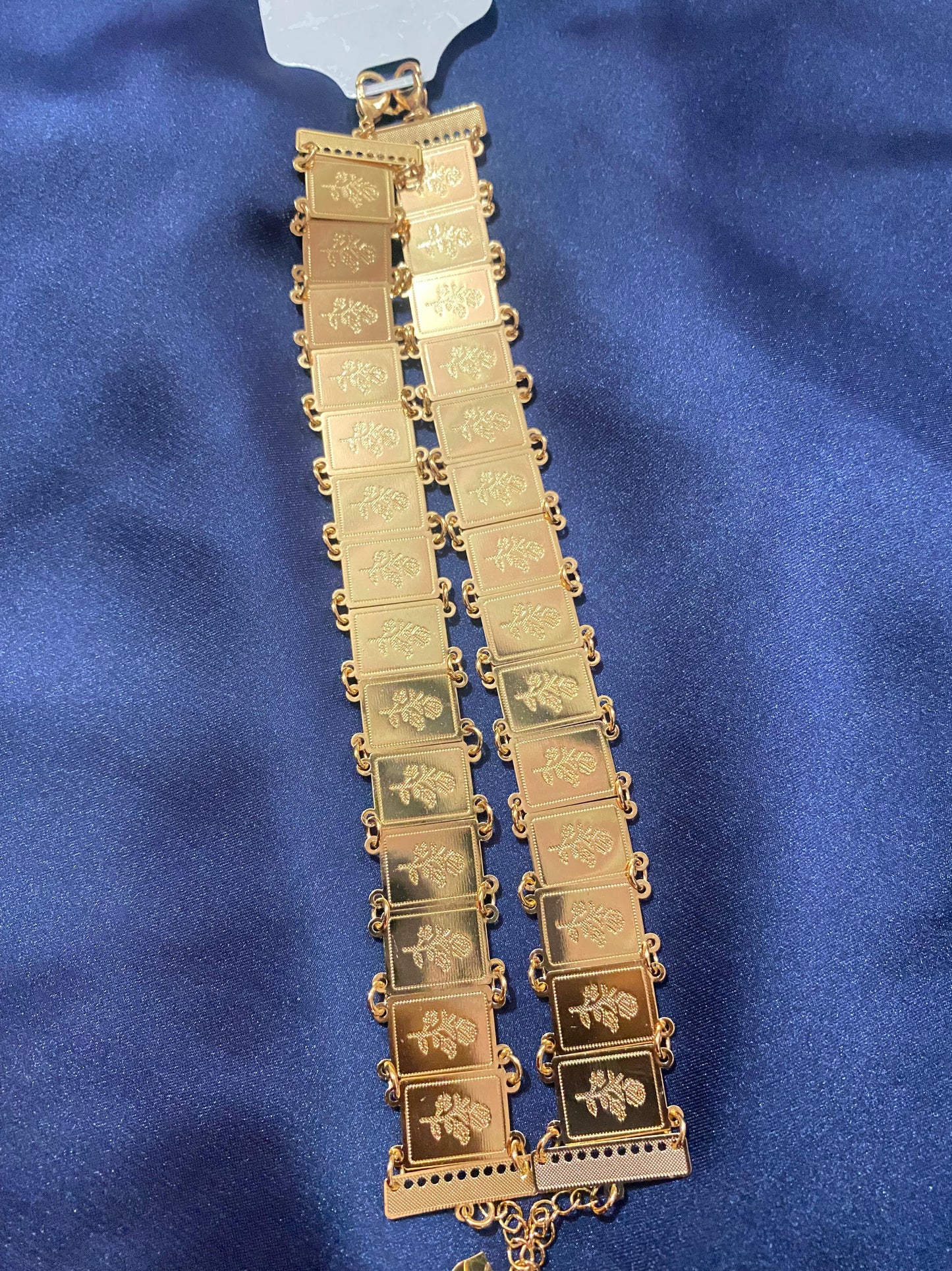 Gold bracelet with square links new design