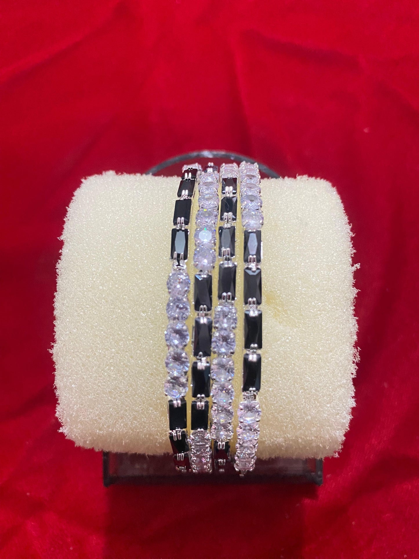 4 PIECE BANGLES GOLDEN AND MULTI STONES