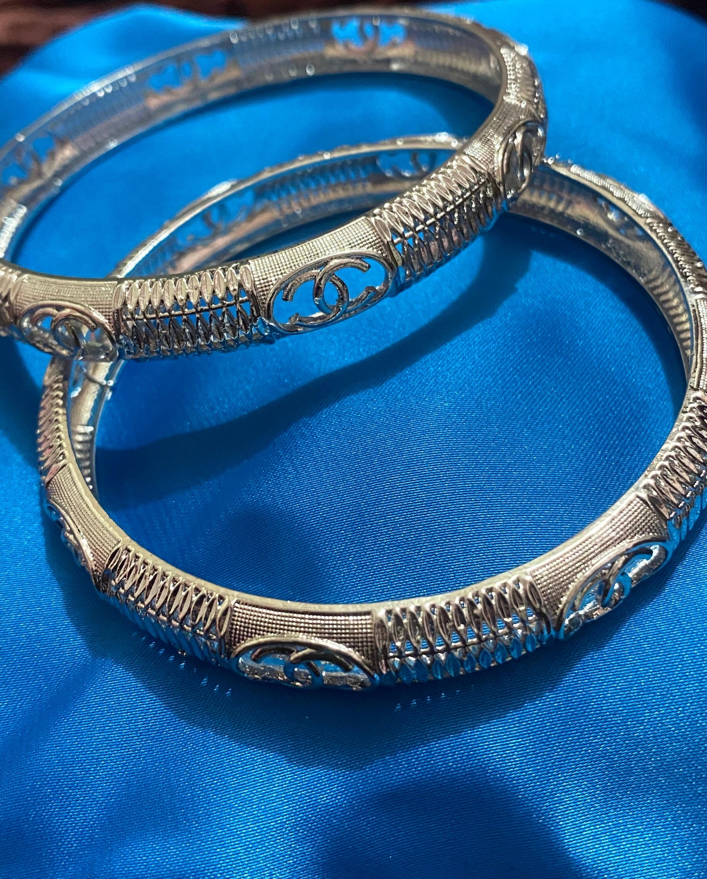 SILVER NEW DSEIGN ELEGENT KARA