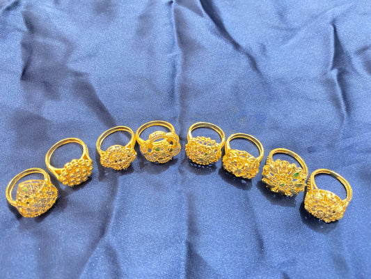 1 PIECE OF STYLISH GOLDEN RING 19 SIZE