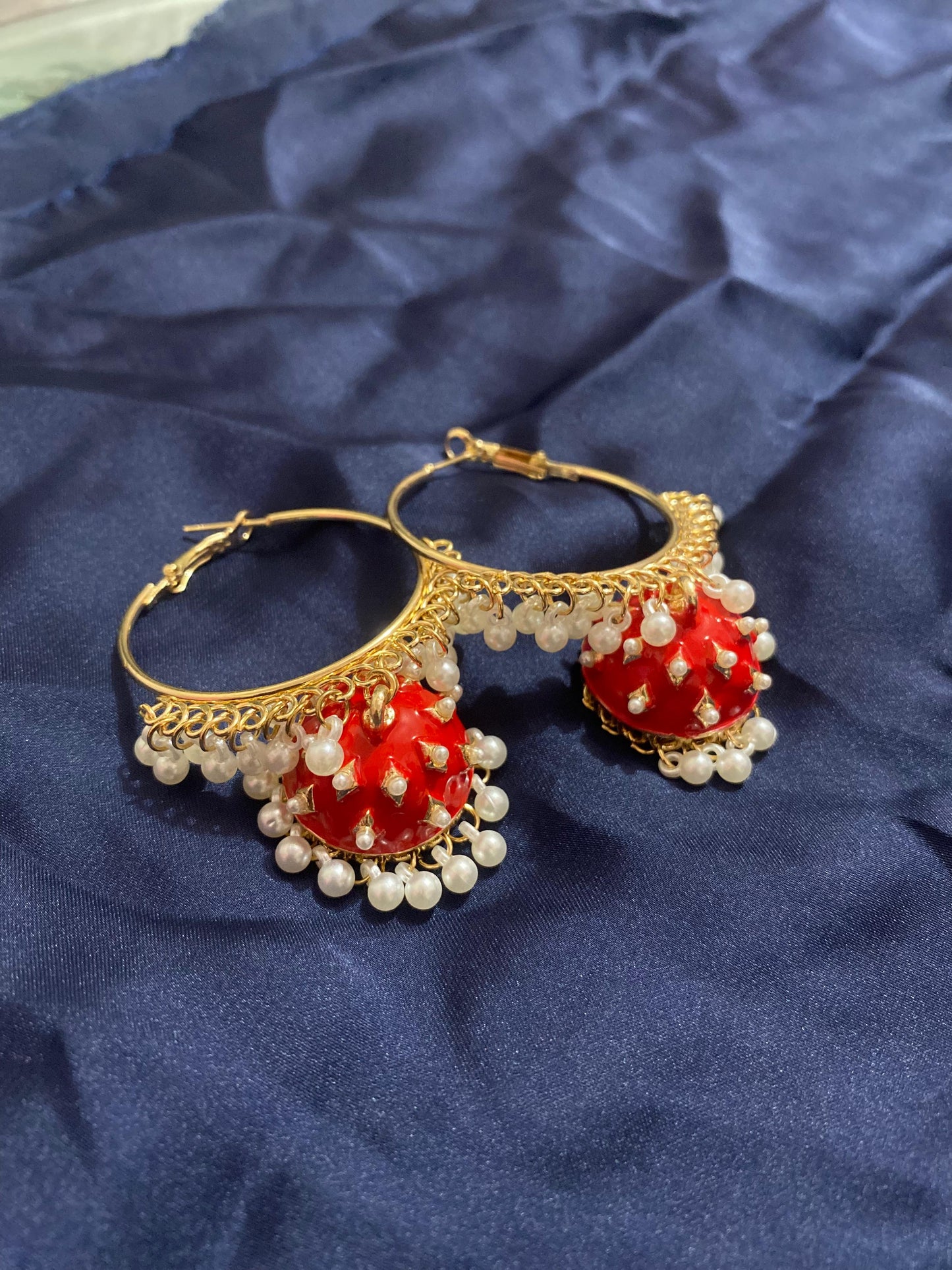 GOLDEN AND RED BEAUTFUL JHUMKA